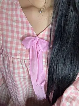 Dolly282 online show from April 12, 2026, 3:54 am