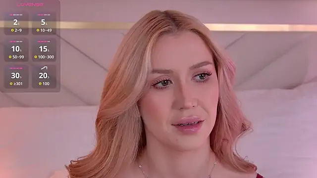 Snapshot of VelvetHell chatting on September 20, 2025, 3:33 am VelvetHell online show from September 20, 2025, 3:33 am