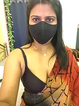 hoty sonali online show from October 4, 2025, 1:56 pm