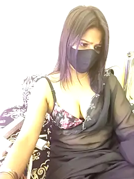 hoty sonali online show from September 27, 2025, 4:40 am