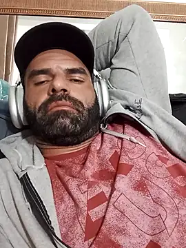 Snapshot of BlackBarber27 chatting on October 4, 2025, 10:11 pm BlackBarber27 online show from October 4, 2025, 10:11 pm