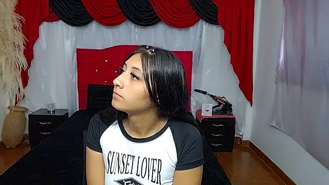 Wendy-13 online show from September 26, 2025, 11:17 am