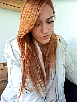 SlimBellaa online show from September 23, 2025, 9:27 am