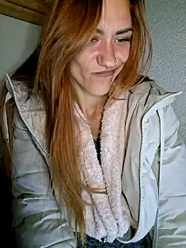 SlimBellaa online show from September 26, 2025, 9:10 pm