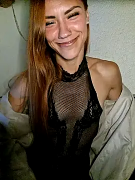 SlimBellaa online show from September 20, 2025, 10:48 pm