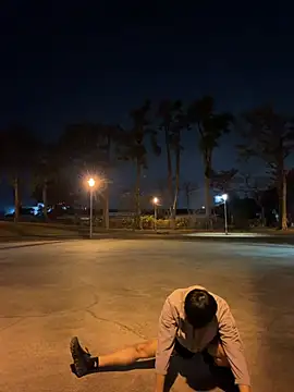 Snapshot of Foxfoxfox4 chatting on February 18, 2026, 12:56 pm Foxfoxfox4 online show from February 18, 2026, 12:56 pm