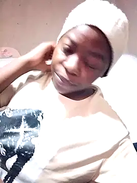 Snapshot of sexyhotchic93 chatting on October 16, 2025, 8:11 am sexyhotchic93 online show from October 16, 2025, 8:11 am