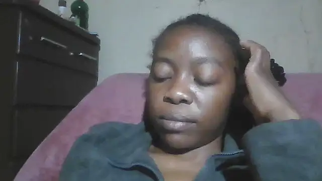 Snapshot of sexyhotchic93 chatting on September 21, 2025, 7:41 pm sexyhotchic93 online show from September 21, 2025, 7:41 pm