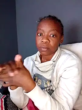 Snapshot of sexyhotchic93 chatting on October 21, 2025, 7:30 am sexyhotchic93 online show from October 21, 2025, 7:30 am