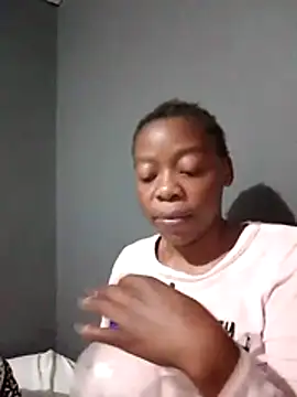 Snapshot of sexyhotchic93 chatting on October 29, 2025, 10:09 pm sexyhotchic93 online show from October 29, 2025, 10:09 pm