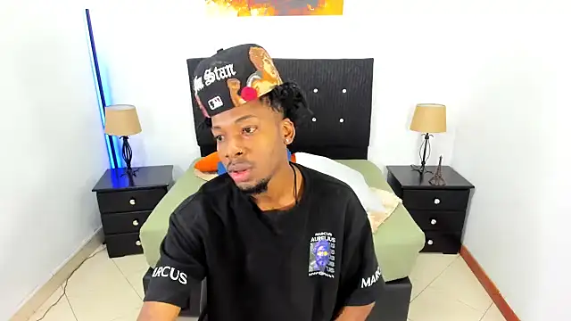 Snapshot of maikol_monstercock chatting on October 7, 2025, 4:24 am maikol monstercock online show from October 7, 2025, 4:24 am