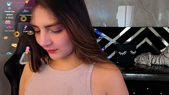 emily cooper t online show from February 11, 2026, 7:58 pm