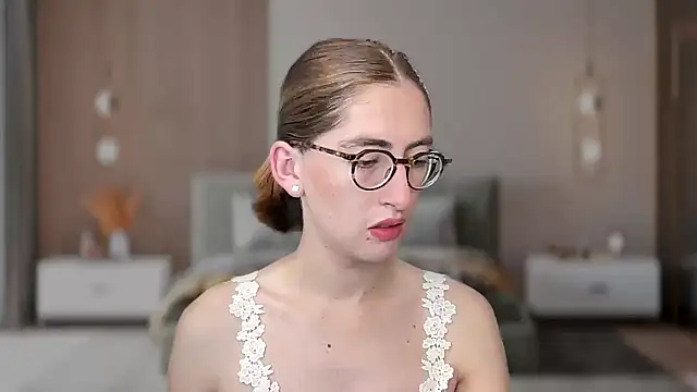 rousseblossom online show from February 26, 2026, 5:18 am