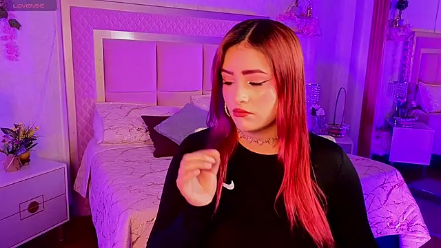 AlanaOdison online show from December 5, 2025, 9:12 pm