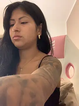 Snapshot of mrskarmaa chatting on October 21, 2025, 4:12 am mrskarmaa online show from October 21, 2025, 4:12 am