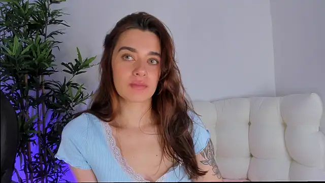 Snapshot of MissLana77 chatting on September 27, 2025, 1:12 am MissLana77 online show from September 27, 2025, 1:12 am