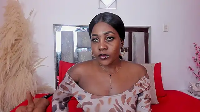 Snapshot of Emilly_roaa chatting on September 30, 2025, 7:53 pm Emilly roaa online show from September 30, 2025, 7:53 pm