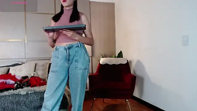 Snapshot of Lina_Montclair chatting on September 23, 2025, 7:54 pm Lina Montclair online show from September 23, 2025, 7:54 pm