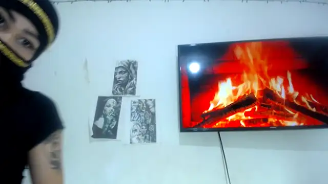 Foxy Lovex online show from November 22, 2025, 10:41 pm