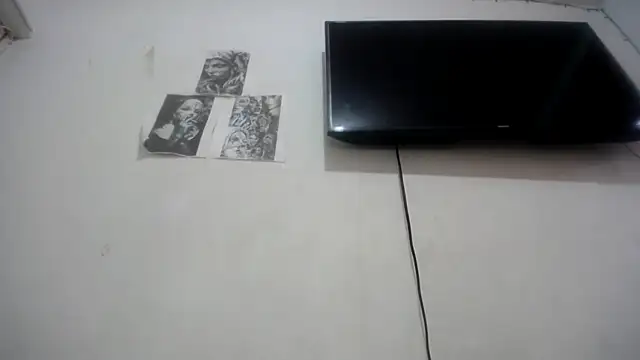 Snapshot of Foxy_Lovex chatting on October 3, 2025, 9:38 pm Foxy Lovex online show from October 3, 2025, 9:38 pm