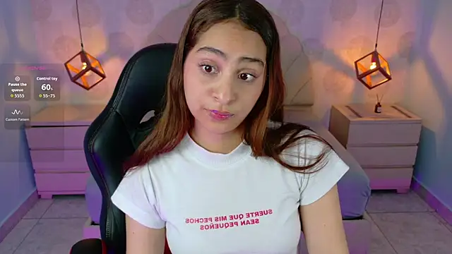 Snapshot of AIXATRISTA1 chatting on October 4, 2025, 7:48 pm AIXATRISTA1 online show from October 4, 2025, 7:48 pm