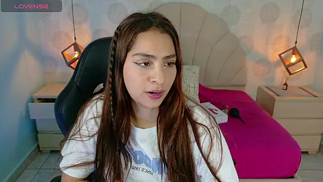 Snapshot of AIXATRISTA1 chatting on October 8, 2025, 7:36 pm AIXATRISTA1 online show from October 8, 2025, 7:36 pm