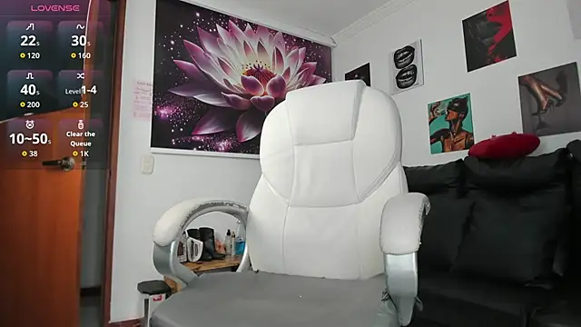 lycoris 19 online show from September 25, 2025, 8:48 pm