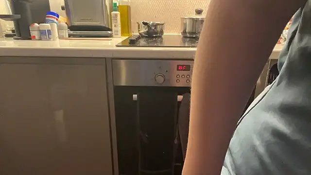 CelineLuxe online show from October 2, 2025, 6:17 am