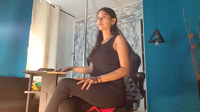 Snapshot of hanna_mooreee chatting on September 21, 2025, 6:57 pm hanna mooreee online show from September 21, 2025, 6:57 pm