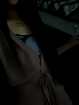 Snapshot of Sexlove_bb chatting on October 21, 2025, 10:09 pm Sexlove bb online show from October 21, 2025, 10:09 pm