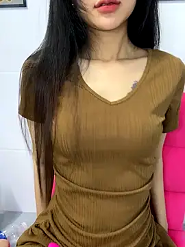 Snapshot of Sexlove_bb chatting on October 27, 2025, 5:19 am Sexlove bb online show from October 27, 2025, 5:19 am