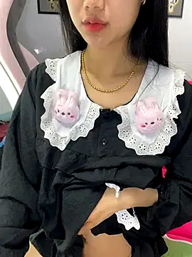 Snapshot of Sexlove_bb chatting on October 5, 2025, 10:44 pm Sexlove bb online show from October 5, 2025, 10:44 pm