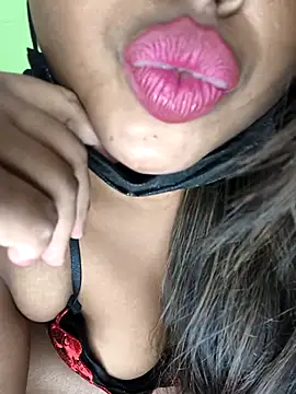 Hot-Sexy-Riya online show from November 12, 2025, 3:49 pm