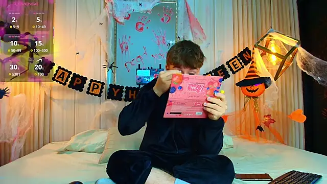 TaylerWhite online show from October 26, 2025, 1:00 pm