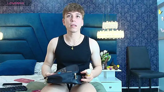 TaylerWhite online show from January 14, 2026, 12:09 pm