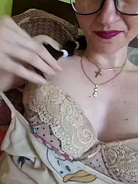 Linda Hot13 online show from October 9, 2025, 6:41 pm