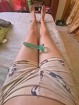 Linda Hot13 online show from October 4, 2025, 2:07 pm