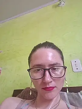 Linda Hot13 online show from October 23, 2025, 3:00 pm