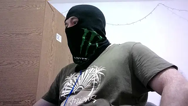 Snapshot of Black_Scorpion91 chatting on October 28, 2025, 8:52 pm Black Scorpion91 online show from October 28, 2025, 8:52 pm