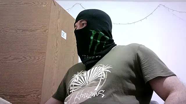 Snapshot of Black_Scorpion91 chatting on October 18, 2025, 5:04 pm Black Scorpion91 online show from October 18, 2025, 5:04 pm