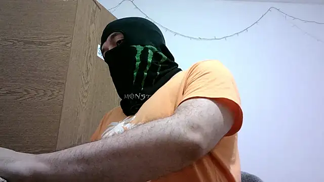 Snapshot of Black_Scorpion91 chatting on October 14, 2025, 6:19 pm Black Scorpion91 online show from October 14, 2025, 6:19 pm