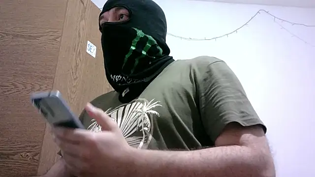 Snapshot of Black_Scorpion91 chatting on October 5, 2025, 4:53 pm Black Scorpion91 online show from October 5, 2025, 4:53 pm