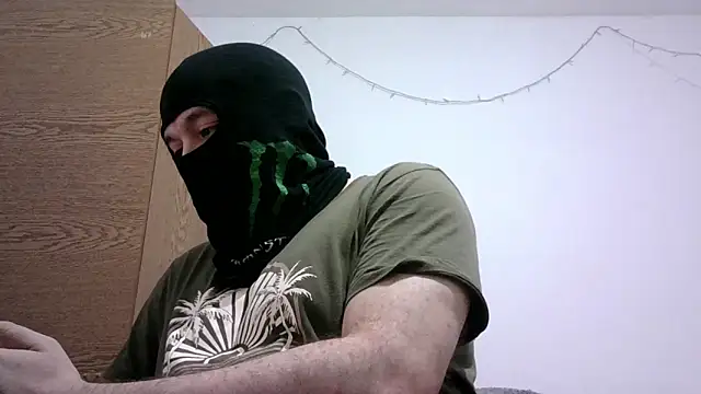 Snapshot of Black_Scorpion91 chatting on October 31, 2025, 5:31 pm Black Scorpion91 online show from October 31, 2025, 5:31 pm