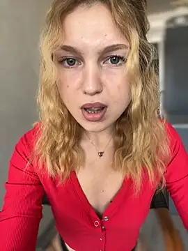 Emaline Fane online show from September 19, 2025, 12:31 pm