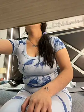 Mia garcia28 online show from October 18, 2025, 8:00 pm