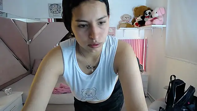 Mia garcia28 online show from October 7, 2025, 7:59 pm