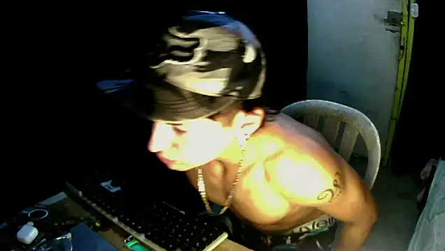 Snapshot of Ebebyjuan chatting on June 17, 2026, 6:24 am Ebebyjuan online show from June 17, 2026, 6:24 am
