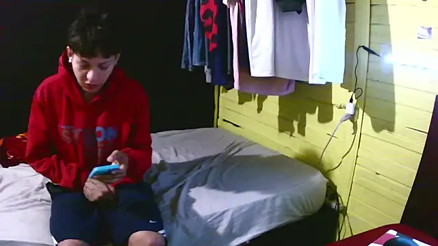 Ebebyjuan online show from April 13, 2026, 10:52 am