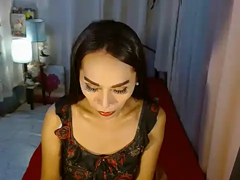 Snapshot of RomanticPearlTS chatting on October 10, 2025, 3:29 am RomanticPearlTS online show from October 10, 2025, 3:29 am