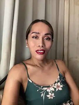 RomanticPearlTS online show from March 11, 2026, 1:16 pm